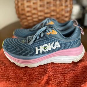 Hoka Gaviota 5 -women’s size 9B